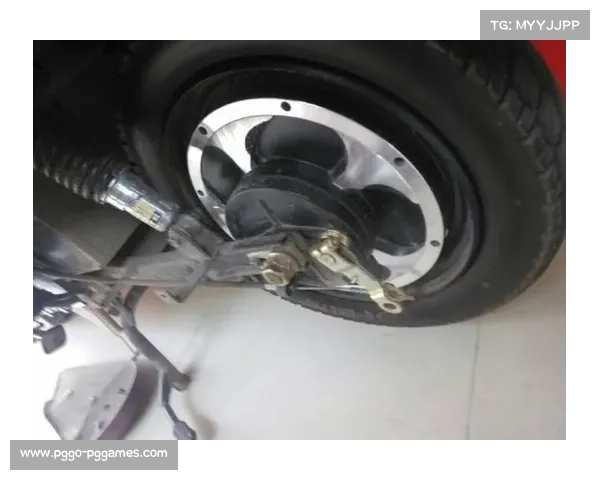 器材选择成变数：碳纤维车轮与碟刹系统成主流